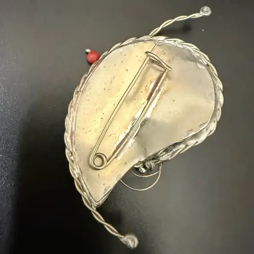 Vintage Unsigned Handcrafted Silver Mother of Pearl Wire Rice Pearl Coral Brooch