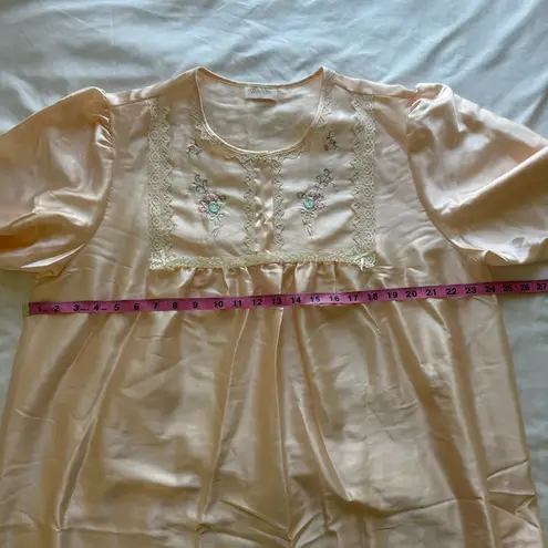 Vintage Barbizon Nightgown Mumu Granny Core Coquette Satin Pink Lace Embroidery Size XL