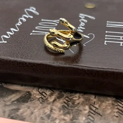 Vintage Gold Skeleton Hand Wrap Ring Gothic Halloween Punk Statement Size 7.5