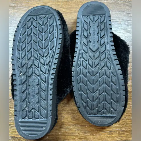 UGG Koolaburra by  Women's Size 8 Black Faux Fur Pomi Slipper