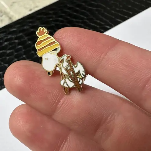 Signed Avi Enameled Snoopy From Peanuts Mini Brooch Pin