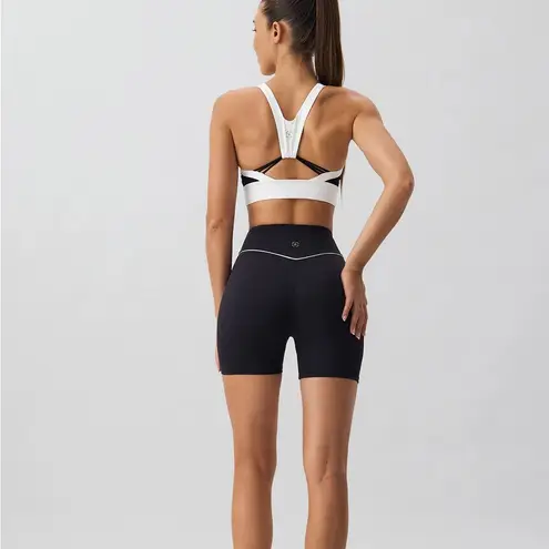 Berlook Black Natural Waisted Lycra® Short Size L