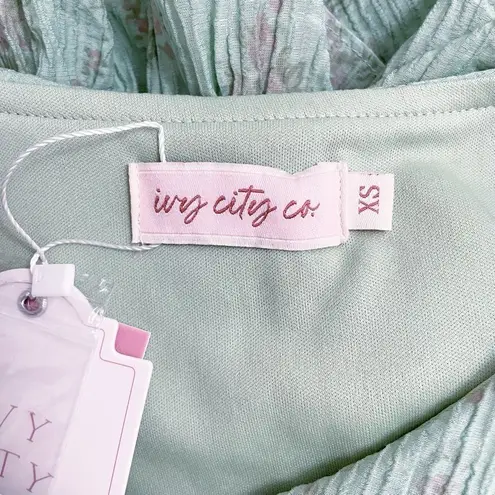 NWT Ivy City Co Hadley Blouse Pistachio Green Floral Lace Trim Collar Size XS