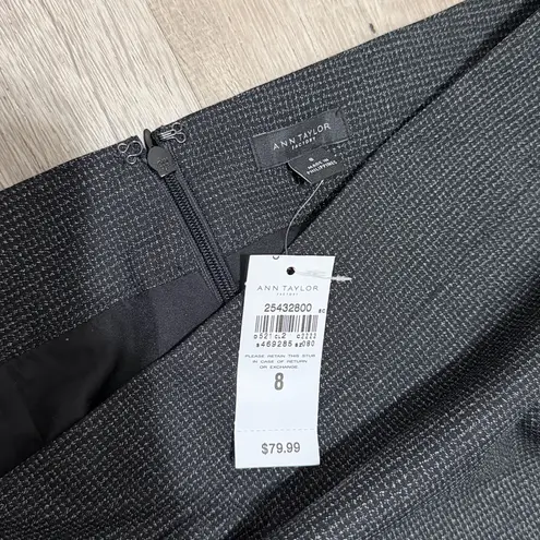 Ann Taylor  Charcoal Textured Pencil Skirt – Size 8 (New with Tags!) ✨