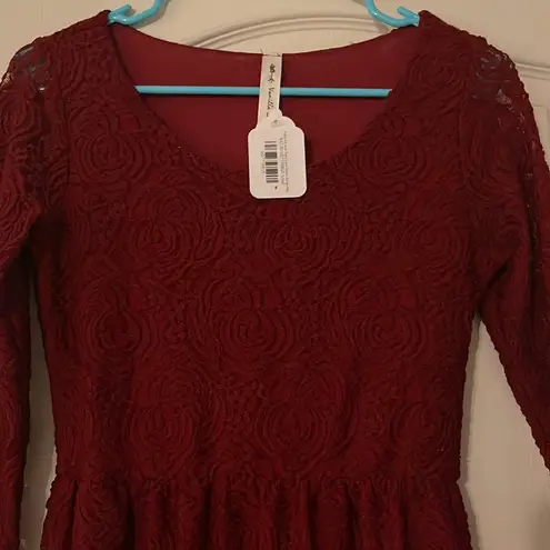 Vanilla Bay NWT Vanilla Bean Burgundy Dress with lace detail