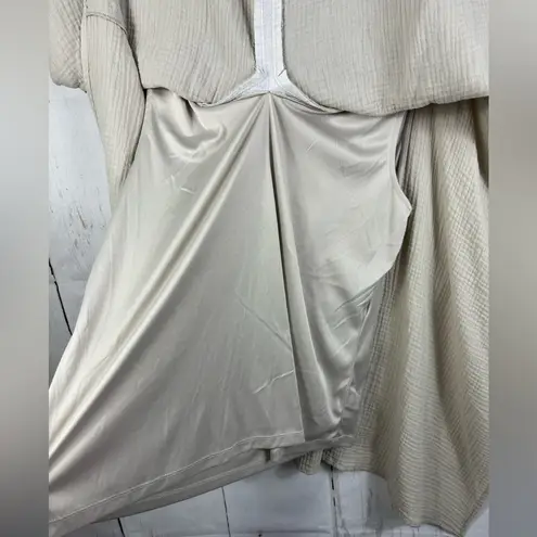 JM Collection NWOT Women's Embellished-Neck Gauze Poincho