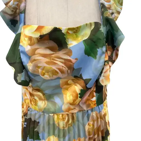 Chi Chi London Chi Chi London Floral Print Ruffle Pleated Midi Dress in Blue Curve US 16