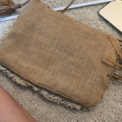 SHASHI Leela Clutch in Natural