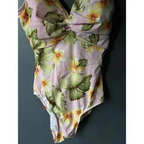 Islander Floral Print One