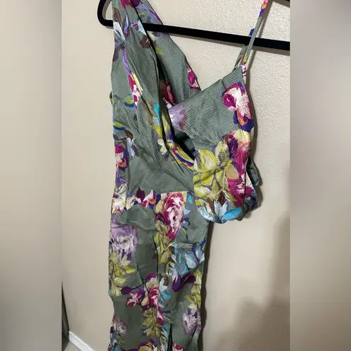 Nicholas Finley midi dress in sage green NWOT Size 10