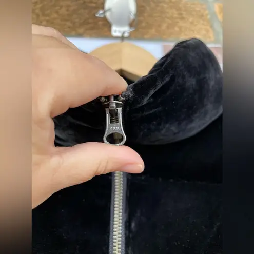 Bella Dahl black velvet puffer XS