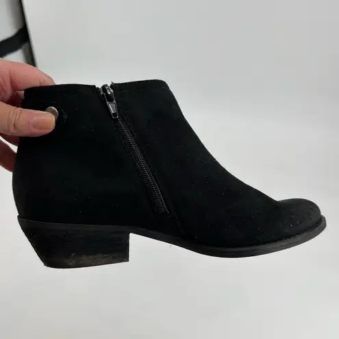 Zodiac black Madison ankle bootie shoe block heel almond toe autumn size 8.5