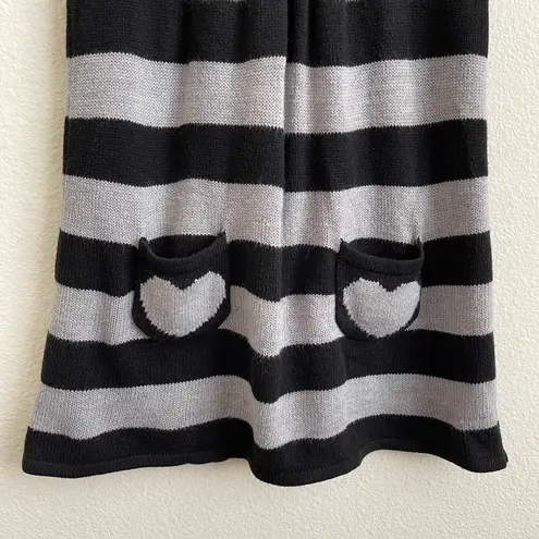 Heart N Crush Black Grey Stripe Heart Goth Sweater Short Sleeve Babydoll Top