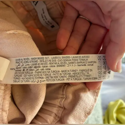 ZARA NWT  Belted Baggy shorts sz 6