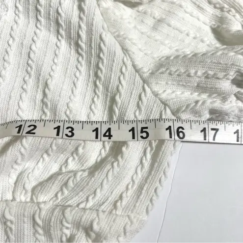 White Puff Sleeve Lace Trim Crop Top Sz Small Tie Front Size M