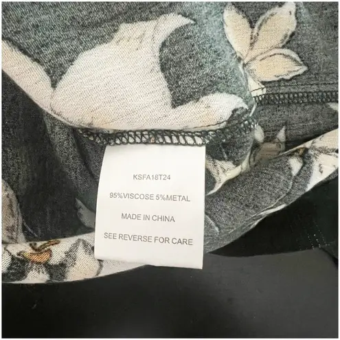 Knot Sisters Orchid Floral Button Front Shirt Short Sleeve Green Size Medium NWT - Image 9