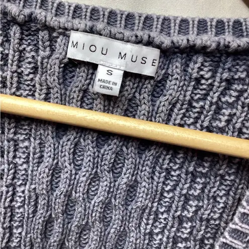 Miou Muse cable knit tank. Size Small Gray