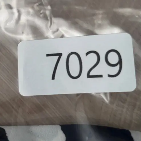 Chico's  Travelers Collection Top Women Medium Navy White Tunic Geometric Boho NWT