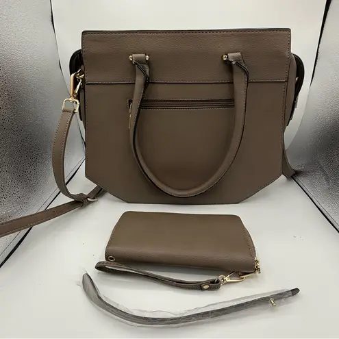 La Terre Chic Taupe PU Leather Shoulder Bag Set w/Matching Wallet Brown