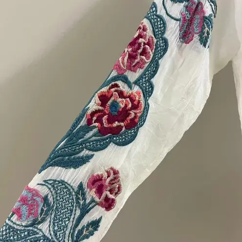 Johnny Was $398 NWOT  Embroidered Floral V-Neck Shirt Blouse Sz S