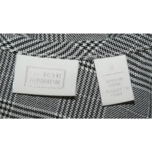 14th & Union Ladies Gray Blouse Top Size S Plaid Houndstooth Puffer SS Stretch