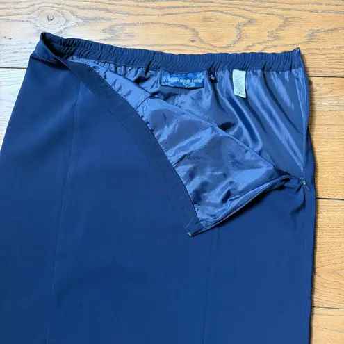 Susan Graver Pencil Skirt M Navy Side Zip Career Work Boss Classic Knee Uniform