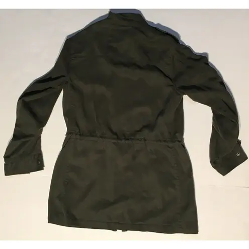 Cupcakes and Cashmere  - Ladies - Army Green - size XS - Perfect Spring Jacket