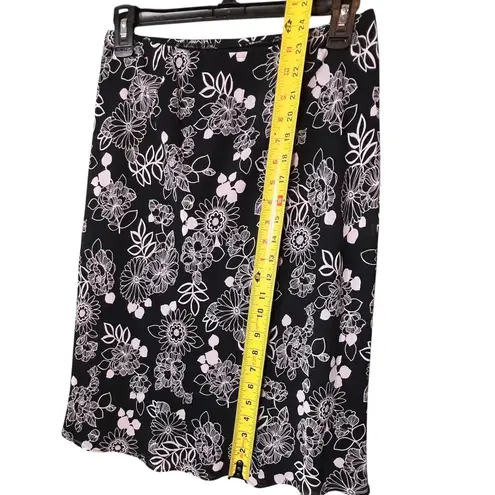 Apostrophe Skirt Womens Small Black White Floral A-Line Knee Length Lined