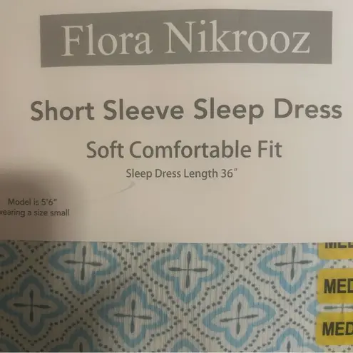 Flora Nikrooz Short Sleeve Sleep Dress Soft Comfortable Women Size Medium NWT