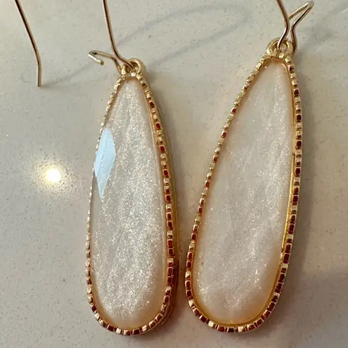 Catherine Malandrino Sparkly Gold Framed Drop Earrings Set: Cream Peach Burgundy