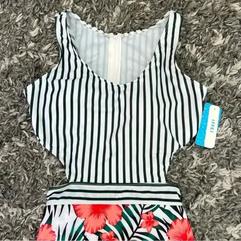 🏝️ Gorgeous Iffei One piece Swimsuit, Size Large, Beautiful Design,‎ NWT White