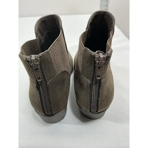 Womans Pb3 NWOT Union Bay Ankle Boots Pullon Back Zip 7.5 Brown Block Heel