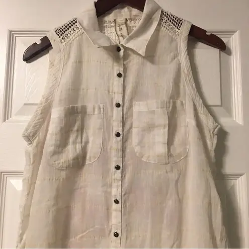 Aratta Silent Journey White Plaid Button Up Tunic