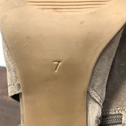 Michael Shannon MICHAEL By Women's Suede 3” Heel Ankle Booties Tan Size 7 - Image 9