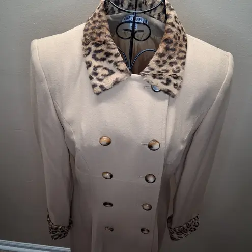 Kasper Tan Trench Coat with Leopard Details