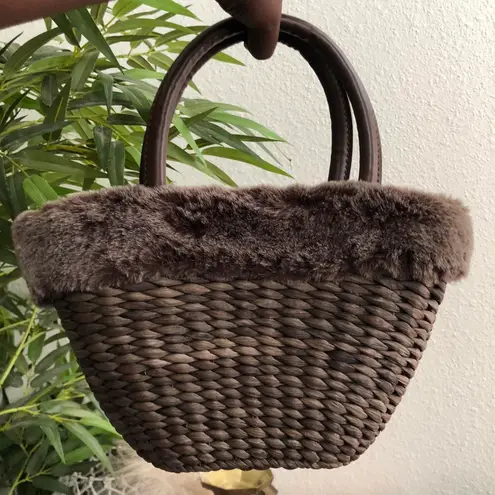 Bath & Body Works 2000s Brown woven wicker basket shoulder hand bag