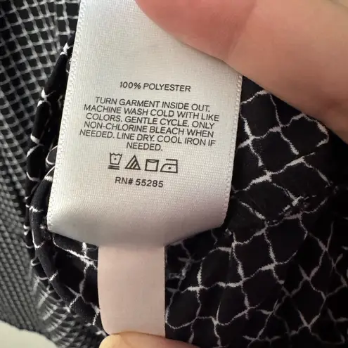 EXPRESS  Black and White Checkered Oversized Relaxed Fit Button Down Shirt - Image 4