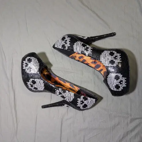 Iron fist Digi Skull Platform Stiletto W9/40