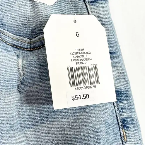 Wonderly Size 6 Jeans Distressed Light Blue Girlfriend Crop Ankle Straight 615