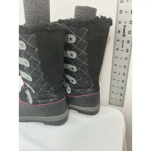 Khombu Womans Jenny 7 M Black Pink Waterproof Lined Winter Boots