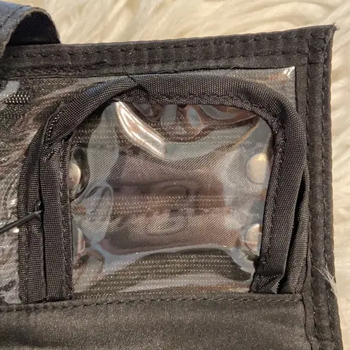 Cosmetics/ jewelry bag wallet see all photos very unique color black