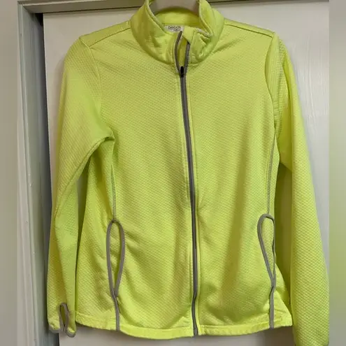 Danskin Medium  running pullover. Bright yellow.