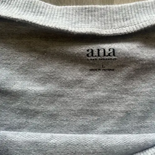 a.n.a  L Gray Floral Embroidered Shoulders Crew Neck Sweater