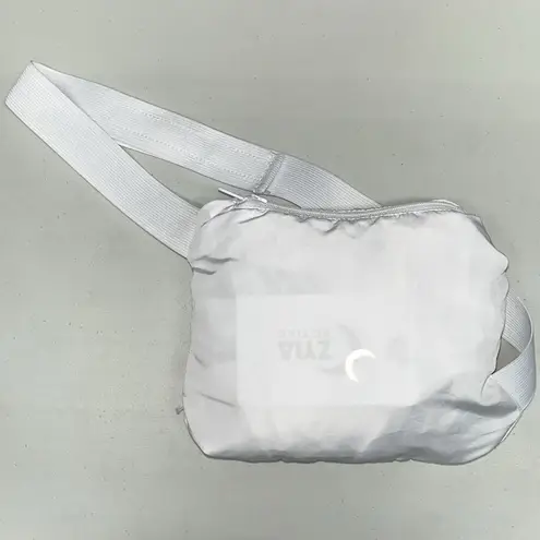 Zyia NWT Size XL White - Marble Print Packable Mesh Jacket & Shoulder Bag