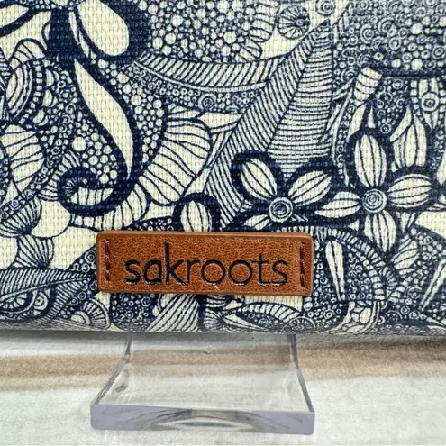 Sakroots Blue & Ivory Boho Mandala Print Wristlet Fits Large Cell Phone