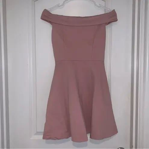 Lulu’s Season of Fun Blush Pink Off