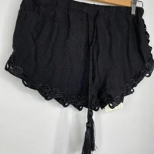 LF  Native Rose Black Drawstring Lace Trim Tassel Shorts Women's Size 8 NWT thumbnail 3