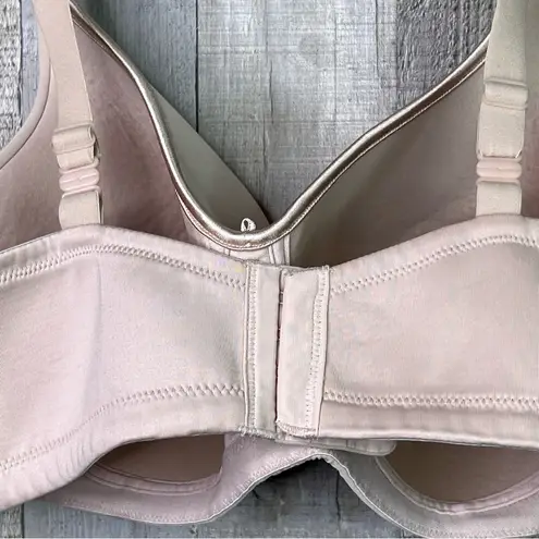 Vanity Fair Size 42 D Model 7233 S Slightly Padded No Wire Tan Bra Adj. Straps