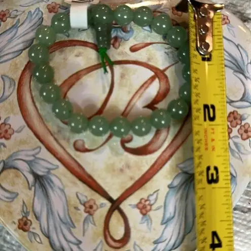 Jade Colored Glass Elastic Stretch Bracelet Green