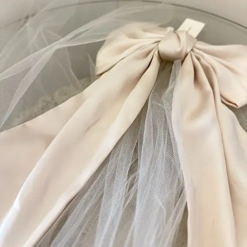 Anthropologie  Satin Bow Veil NWT
